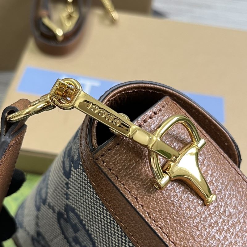 Gvc*1 horsebit bags